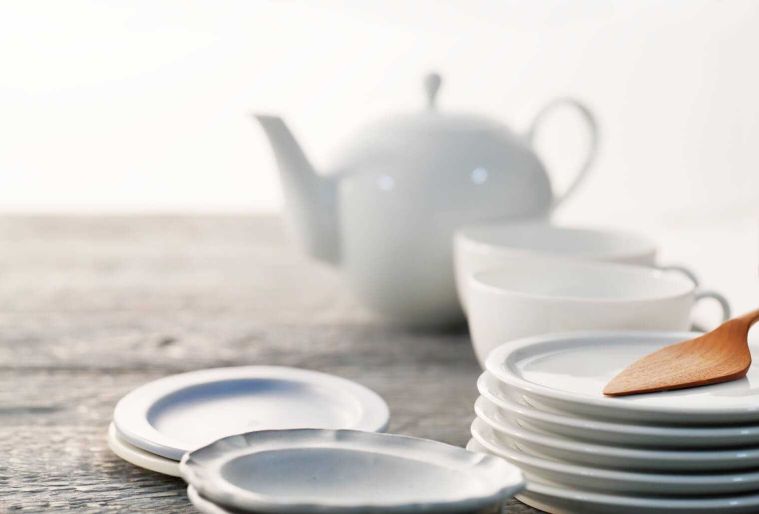 高級食器エルメスブルーダイユールの食器はどう収納するのがベスト?