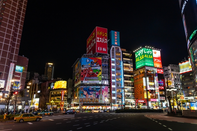 新宿でおすすめの格安トランクルームを大公開【駅周辺～西新宿まで】